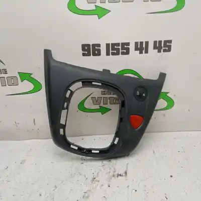 Peça sobressalente para automóvel em segunda mão INTERRUPTOR 4 PISCAS - EMERGÊNCIA por RENAULT SCENIC II  Referências OEM IAM 8200407415  