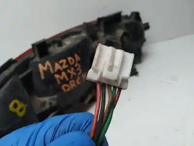 Peça sobressalente para automóvel em segunda mão farolim traseiro direito por mazda mx-3 (ec) 1.9 v6 24v cat referências oem iam 8be451150  