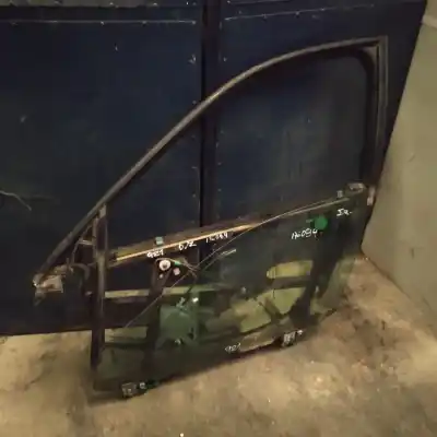 Peça sobressalente para automóvel em segunda mão elevador de vidros dianteira esquerda por audi a4 berlina (b5) 1.8 referências oem iam   