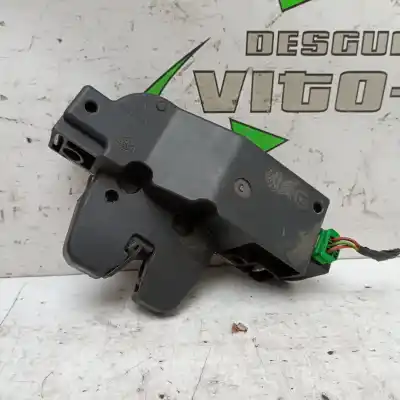Pièce détachée automobile d'occasion COFFRE / SERRURE DE PORTE pour PEUGEOT 407  Références OEM IAM 871983  