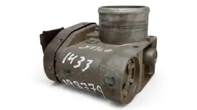 Peça sobressalente para automóvel em segunda mão Borboleta De Admissão por FIAT STILO (192) 1.6 16V Referências OEM IAM 0011607B  