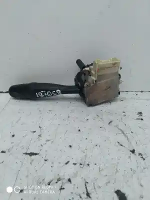 Peça sobressalente para automóvel em segunda mão comutador de piscas  por toyota corolla (e12) 2.0 d-4d linea luna berlina referências oem iam   
