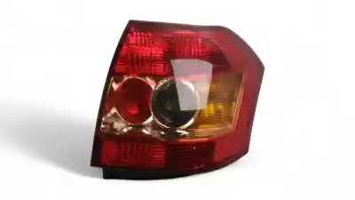 Pezzo di ricambio per auto di seconda mano Luci Posteriori Destra per TOYOTA COROLLA (E12) 2.0 D-4D Linea Sol Berlina Riferimenti OEM IAM   
