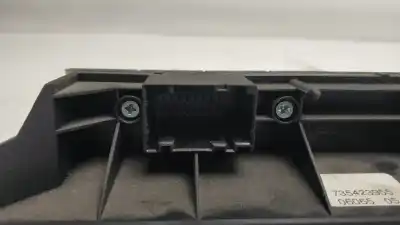 Pezzo di ricambio per auto di seconda mano interruttore per lancia ypsilon (101) 1.2 16v cat 80 cv / 59 kw riferimenti oem iam 735423955  