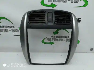 Peça sobressalente para automóvel em segunda mão moldagem por mazda premacy (cp) touring referências oem iam 