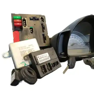 Peça sobressalente para automóvel em segunda mão Centralina De Motor Uce por SMART COUPE Fortwo coupe mhd (52kW) (451.380) 71 CV / 52 KW Referências OEM IAM   