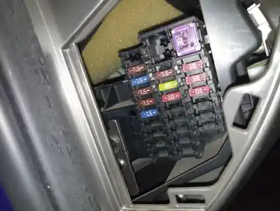 Pezzo di ricambio per auto di seconda mano scatola relè/fusibili per mazda 2 (de_, dh_) 1.3 (de3fs) riferimenti oem iam 