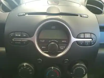 Pezzo di ricambio per auto di seconda mano impianto audio / radio cd per mazda 2 (de_, dh_) 1.3 (de3fs) riferimenti oem iam 