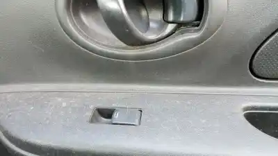 Автозапчастина б/у ПЕРЕДНІЙ ПРАВИЙ ВІКОННИЙ Вимикач для NISSAN MICRA (K13)  Посилання на OEM IAM 254114LA0A  