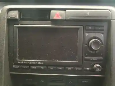 Gebrauchtes Autoersatzteil gps-navigationssystem zum audi a4 berlina (8e) 2.0 tdi 16v (103kw) oem-iam-referenzen 