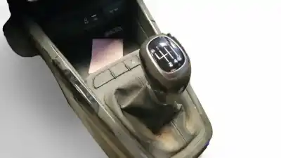 Автозапчасти б/у рычаг переключения передач за kia stonic (ybcuv) drive 110 cv / 81 kw ссылки oem iam 43700h8360