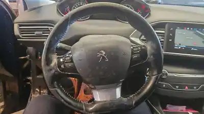 Peça sobressalente para automóvel em segunda mão volante por peugeot 308 (p5) active pack 130 cv / 96 kw referências oem iam 96785124zd