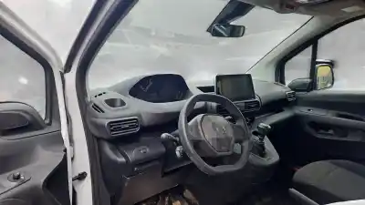 Second-hand car spare part dashboard for peugeot rifter active standard oem iam references 16841899zd