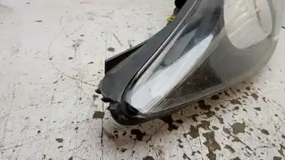 Piesă de schimb auto la mâna a doua FAR DREAPTA pentru FORD FIESTA (CCN)  Referințe OEM IAM 8A6113W029AJ  