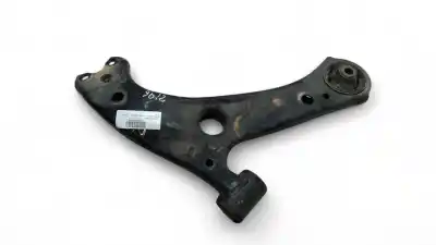 Peça sobressalente para automóvel em segunda mão Braço De Suspensão Inferior Dianteiro Direito por TOYOTA COROLLA (E21) Hybrid Active Referências OEM IAM   
