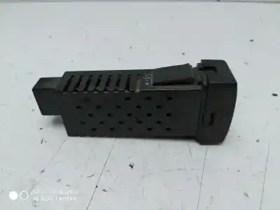 Second-hand car spare part headlight height adjuster switch for mazda premacy (cp) touring oem iam references   