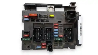 Pezzo di ricambio per auto di seconda mano SCATOLA RELÈ/FUSIBILI per PEUGEOT 807 ST Riferimenti OEM IAM 9657608780  