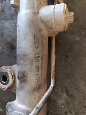 Pièce détachée automobile d'occasion CRÉMAILLÈRE DE DIRECTION pour MERCEDES-BENZ CLASE C (W203) BERLINA 220 CDI (203.006) 143 CV / 105 KW Références OEM IAM A20311051001  