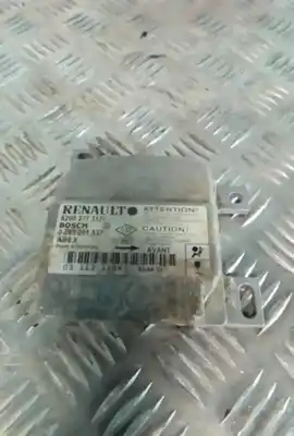 Автозапчасти б/у БЛОК УПРАВЛЕНИЯ ПОДУШКАМИ БЕЗОПАСНОСТИ за RENAULT CLIO II (BB_, CB_)  ссылки OEM IAM 8200277317  