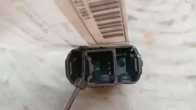 Peça sobressalente para automóvel em segunda mão botão / interruptor elevador vidro dianteiro direito por ford focus lim. (cb8) 1.0 ecoboost cat referências oem iam bm5t14529ab  