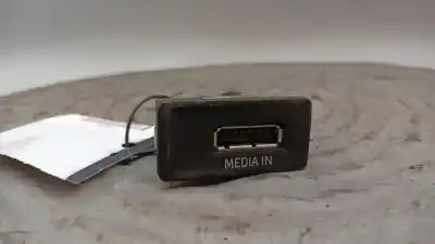 Second-hand car spare part AUDIO SYSTEM / RADIO CD for SEAT LEON (5F1)  OEM IAM references 5F0035222C  