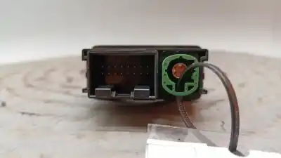 Second-hand car spare part audio system / radio cd for seat leon (5f1) 1.6 tdi oem iam references 5f0035222c  