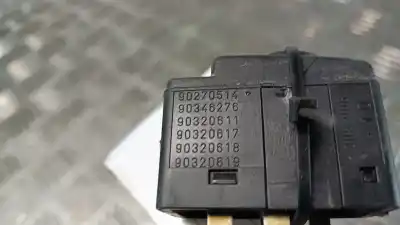 Second-hand car spare part headlight height adjuster switch for opel corsa b (s93) 1.7 d (f08 f68 m68) oem iam references 90270514  