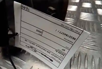 Автозапчастина б/у аераційна решіта для peugeot 206 hatchback (2a/c) 1.1 посилання на oem iam 9632184377  