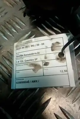 Second-hand car spare part vacuum tank / vacuum accumulator for audi a4 b6 (8e2) 1.9 tdi oem iam references 0258006046  