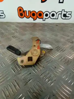 Second-hand car spare part Exterior Left Rear Door Handle for RENAULT EXPRESS 1.6D OEM IAM references   