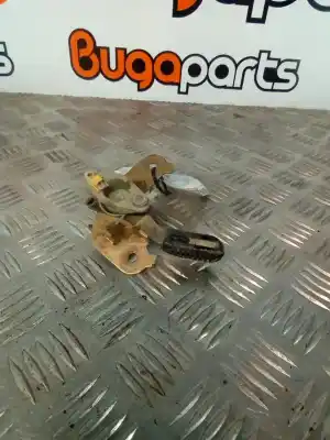 Second-hand car spare part exterior left rear door handle for renault express 1.6d oem iam references   