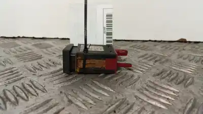 Peça sobressalente para automóvel em segunda mão botão esp por mazda 6 hatchback (gg) 2.0 di (gg14) referências oem iam 3b0927134a  