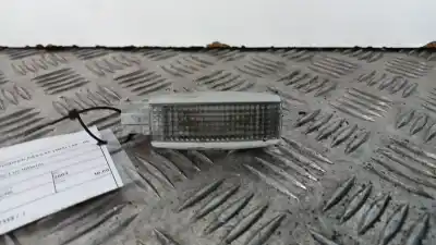 Peça sobressalente para automóvel em segunda mão luz interior por mazda 6 hatchback (gg) 2.0 di (gg14) referências oem iam 3b0947113