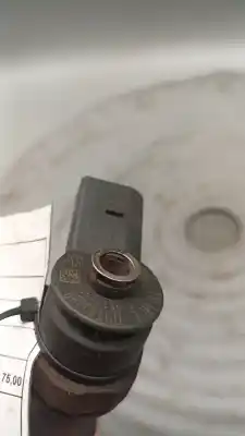 Peça sobressalente para automóvel em segunda mão injetor por bmw 5 (e39) 530 d referências oem iam 0445110131  