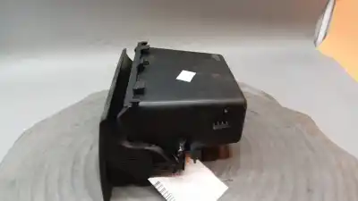 Автозапчастина б/у попільничка для seat leon (5f1) 1.6 tdi посилання на oem iam 5f1863077a  