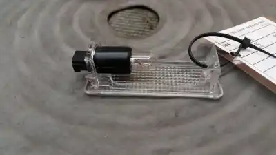 Peça sobressalente para automóvel em segunda mão luz interior por ford focus lim. (cb8) 1.0 ecoboost cat referências oem iam am5113a756aa  