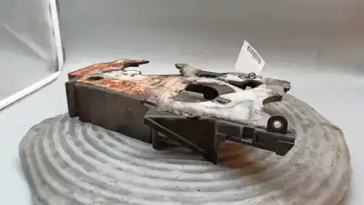 Peça sobressalente para automóvel em segunda mão Tampa De Distribuição por AUDI A3 (8P1) 1.9 TDI Referências OEM IAM 038109145R  