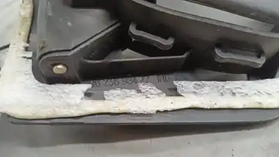 Second-hand car spare part interior left front handle for peugeot 206 hatchback (2a/c) 1.4 i oem iam references 9623698477  