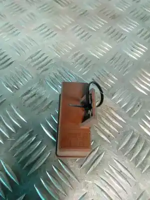 Pezzo di ricambio per auto di seconda mano relè di iniezione per peugeot 206 hatchback (2a/c) 1.1 riferimenti oem iam 240109  