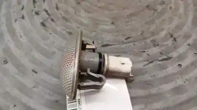 Pezzo di ricambio per auto di seconda mano lampada laterale destra per peugeot 206 hatchback (2a/c) 1.1 riferimenti oem iam 632574  