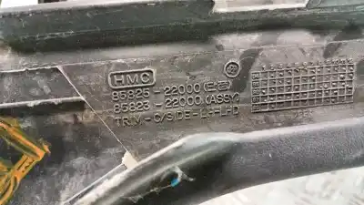 Pezzo di ricambio per auto di seconda mano coperchio scatola fusibili per opel corsa c (x01) 1.7 dti (f08 f68) riferimenti oem iam 8582522000  