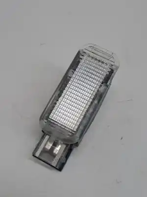 Peça sobressalente para automóvel em segunda mão luz interior por audi q5 (8r) q5 2.0 tdi referências oem iam 4b0947415a