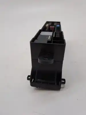 Second-hand car spare part fuse box unit for ford focus lim. xwda oem iam references e02260200  av6t14k131ac