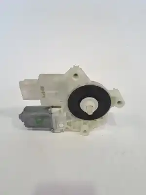 Автозапчасти б/у мотор переднего левого стекла за RENAULT CAPTUR II ZEN 91 CV / 67 KW ссылки OEM IAM 807215326R  