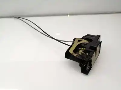 Second-hand car spare part rear right door lock for ssangyong rodius rodius aj/ad2l/ata21 oem iam references 7132021004  