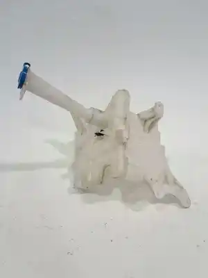 Second-hand car spare part windscreen washer bottle for toyota auris (e18) toyota auris oem iam references 8531502490  