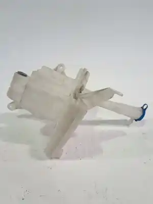 Second-hand car spare part windscreen washer bottle for toyota auris (e18) toyota auris oem iam references 8531502490  