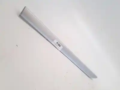 Peça sobressalente para automóvel em segunda mão moldagem por seat exeo berlina (3r2) 2.0 tdi referências oem iam 3r0867419