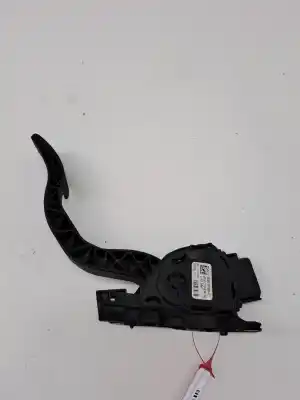 Second-hand car spare part accelerator pedal for ford s-max (ca1) titanium oem iam references 2139896