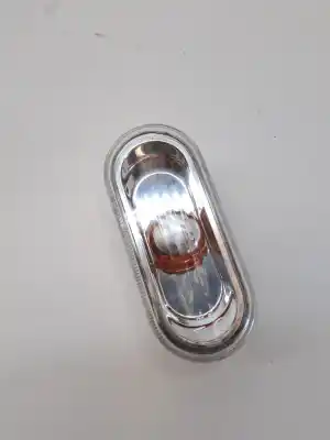 Peça sobressalente para automóvel em segunda mão farolim do lado direito por seat exeo berlina (3r2) 2.0 tdi referências oem iam 6l0949117a